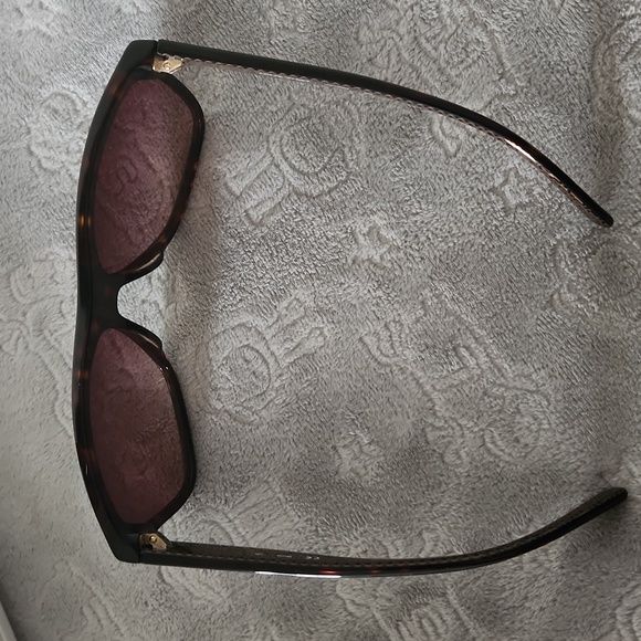 Nine West Unisex Sunglasses brown with hard case - Picture 5 of 9